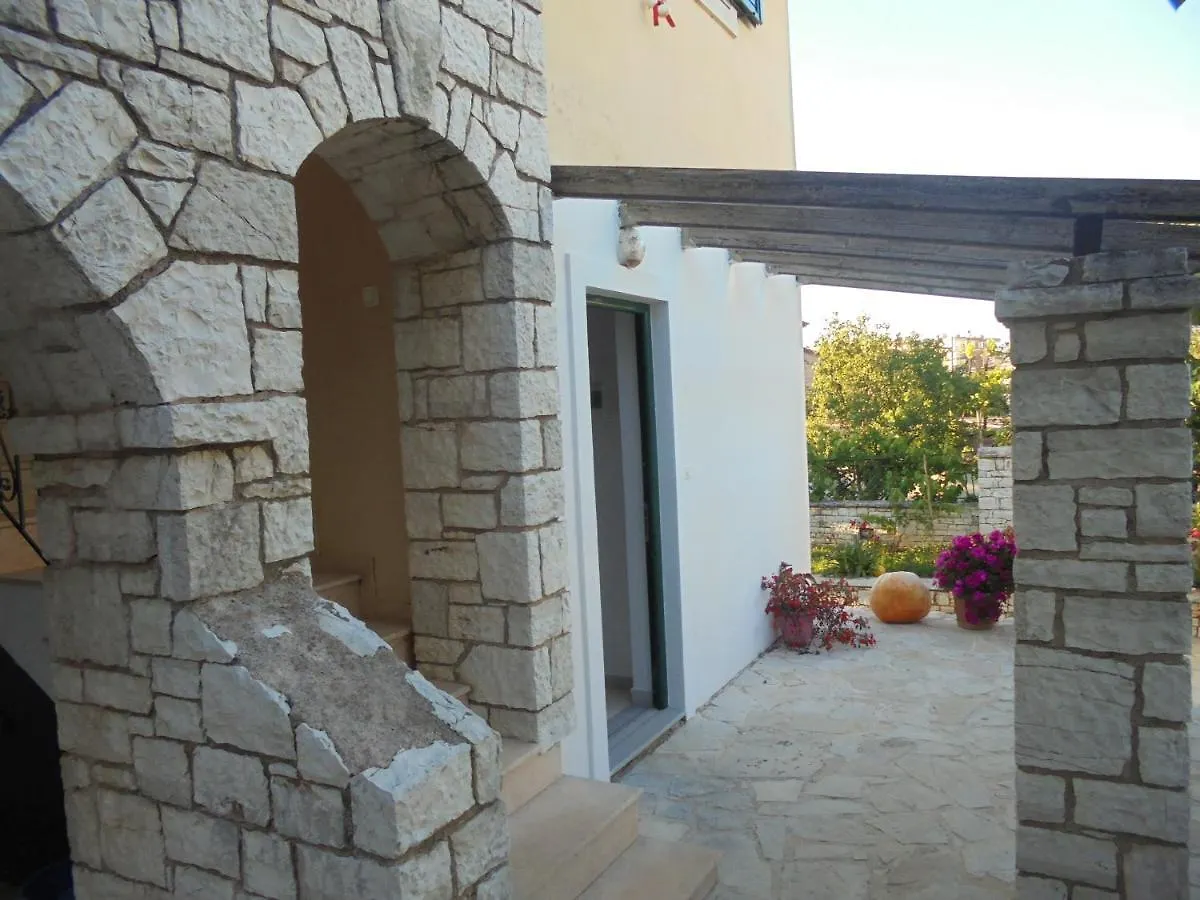 Apartment Zace Studios Ksamil
