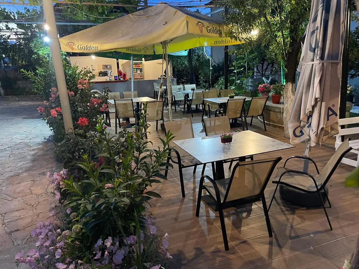 Zace Studios Ksamil Apartment
