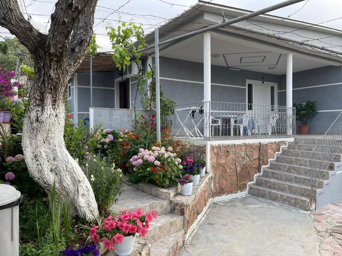 Apartment Zace Studios Ksamil